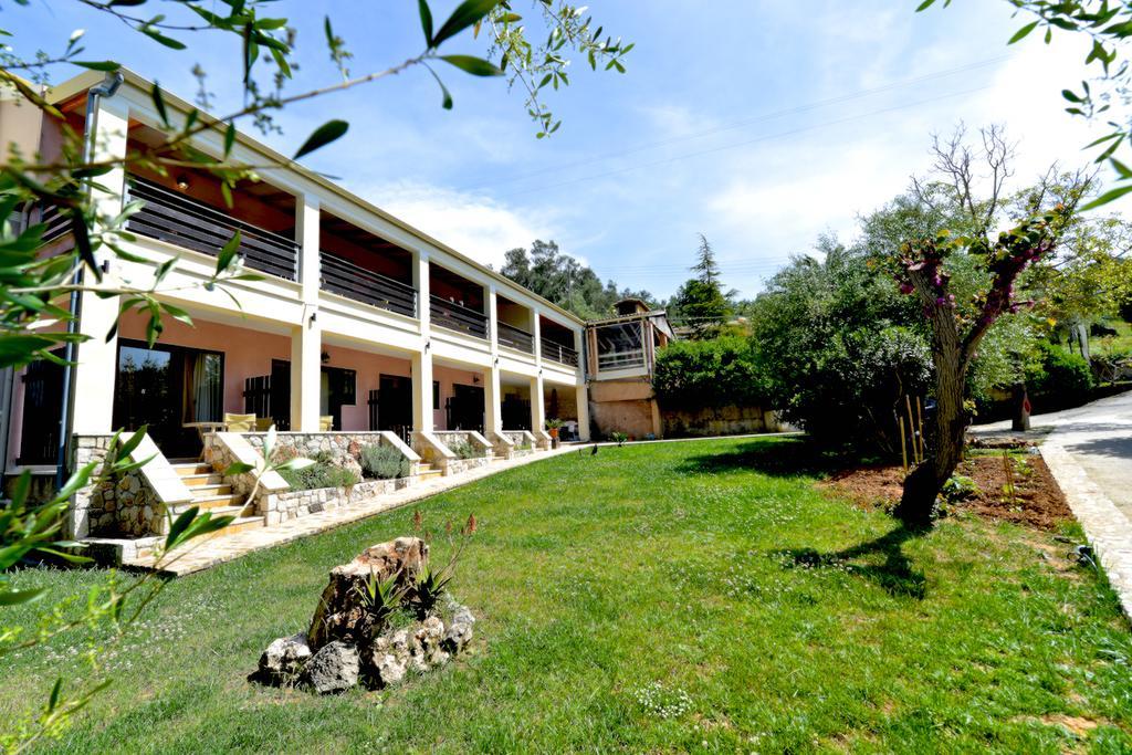 Medusa Lux Apartments เลียปาเดส ภายนอก รูปภาพ