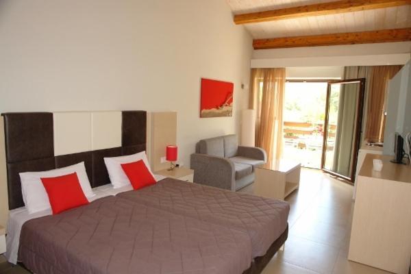 Medusa Lux Apartments เลียปาเดส ห้อง รูปภาพ