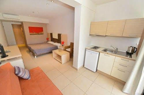 Medusa Lux Apartments เลียปาเดส ภายนอก รูปภาพ